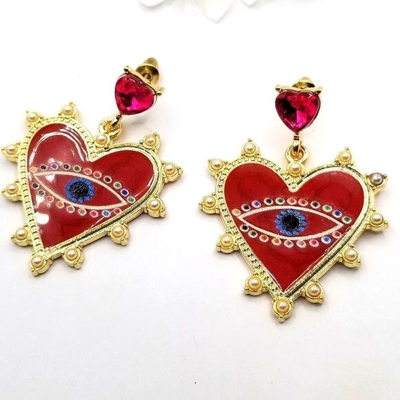 Evil eye heart shaped Dangle earrings. - Picture 3 of 4